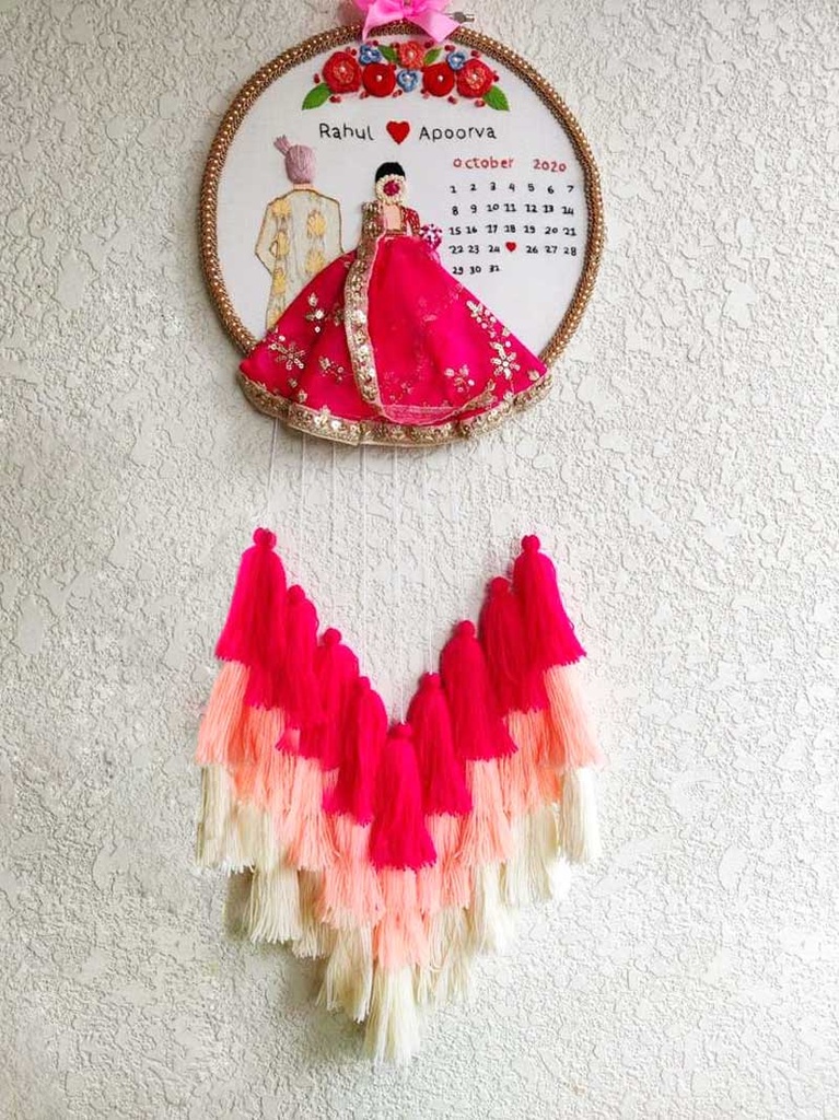 Bride &amp; Groom Wedding Calendar Customized Handmade Embroidery Hoop with Tassels